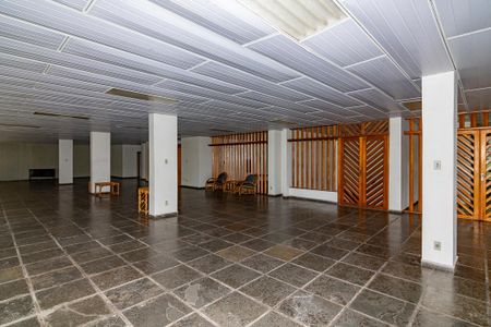 Apartamento à venda com 220m², 3 quartos e 1 vagaÁrea comum