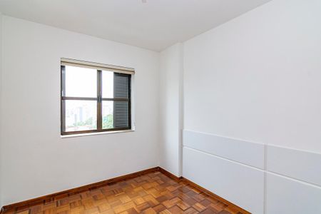 Apartamento à venda com 220m², 3 quartos e 1 vagaQuarto 2