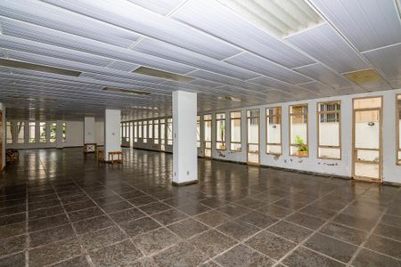 Apartamento à venda com 220m², 3 quartos e 1 vagaÁrea comum