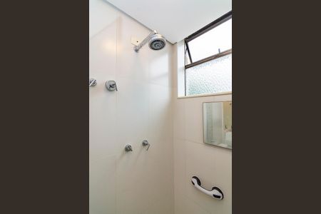 Apartamento à venda com 220m², 3 quartos e 1 vagaBanheiro da Suíte