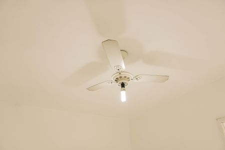 Casa de condomínio para alugar com 48m², 1 quarto e 1 vagaQuarto 1