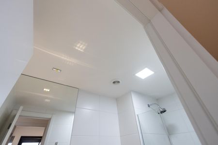 Apartamento para alugar com 55m², 2 quartos e 1 vaga Apartamento para alugar com 55m², 2 quartos e 1 vagaBanheiro do Corredor