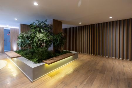 Apartamento para alugar com 55m², 2 quartos e 1 vaga Apartamento para alugar com 55m², 2 quartos e 1 vagaHall do Prédio