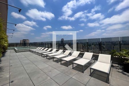 Studio para alugar com 28m², 1 quarto e sem vagaÁrea comum - Piscina