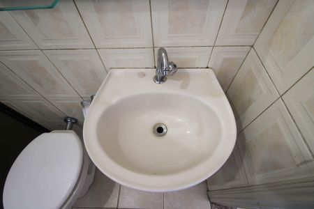 Casa para alugar com 80m², 2 quartos e sem vaga Casa para alugar com 80m², 2 quartos e sem vagaBanheiro