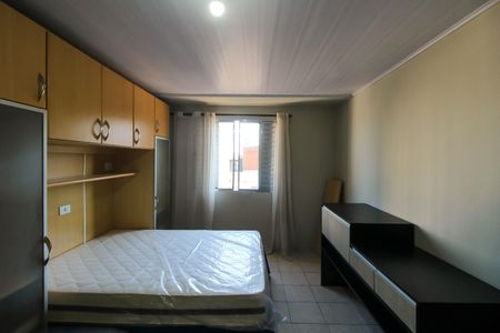 Quarto 1 de casa para alugar com 2 quartos, 80m² em Vila Tolstoi, São Paulo