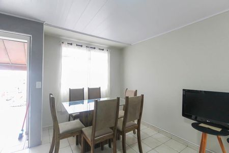 Casa para alugar com 2 quartos, 80m² em Vila Tolstoi, São Paulo