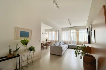 Apartamento para alugar com 140m², 3 quartos e sem vaga Apartamento para alugar com 140m², 3 quartos e sem vagaSala