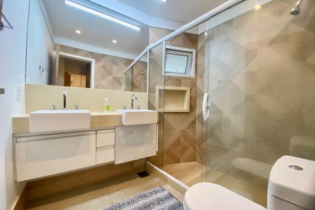 Apartamento para alugar com 140m², 3 quartos e sem vaga Apartamento para alugar com 140m², 3 quartos e sem vagaSuite