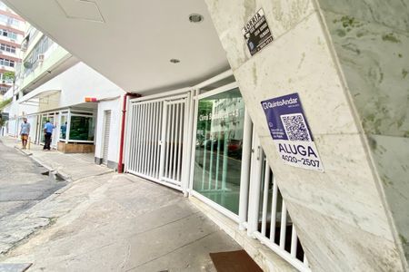 Apartamento para alugar com 140m², 3 quartos e sem vaga Apartamento para alugar com 140m², 3 quartos e sem vagaPlaca