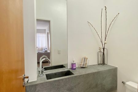 Apartamento para alugar com 140m², 3 quartos e sem vaga Apartamento para alugar com 140m², 3 quartos e sem vagaLavabo