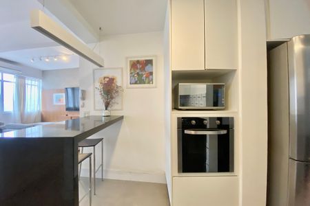 Apartamento para alugar com 140m², 3 quartos e sem vaga Apartamento para alugar com 140m², 3 quartos e sem vagaCozinha