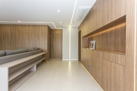 Apartamento à venda com 123m², 2 quartos e 2 vagasSala