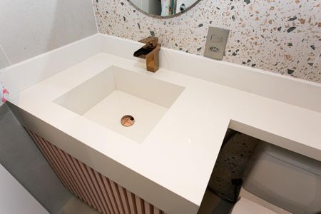 Apartamento à venda com 123m², 2 quartos e 2 vagasBanheiro da Suíte 2