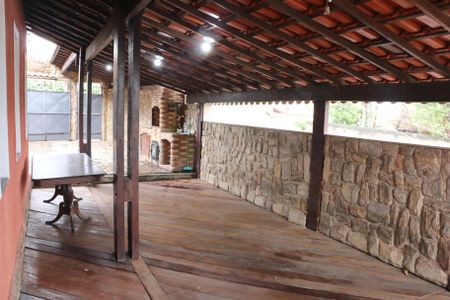 varanda de casa para alugar com 4 quartos, 160m² em Califórnia, Nova Iguaçu