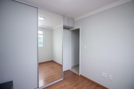 Quarto Suíte de apartamento para alugar com 2 quartos, 60m² em Tres Barras, Contagem