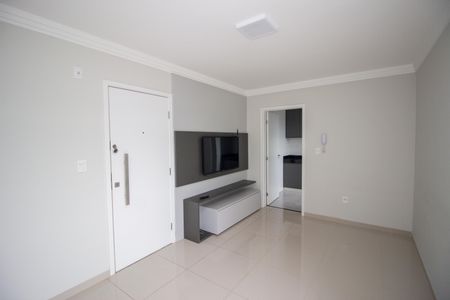 Sala de apartamento para alugar com 2 quartos, 60m² em Tres Barras, Contagem