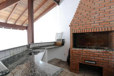 Apartamento para alugar com 210m², 3 quartos e 1 vagaÁrea Comum