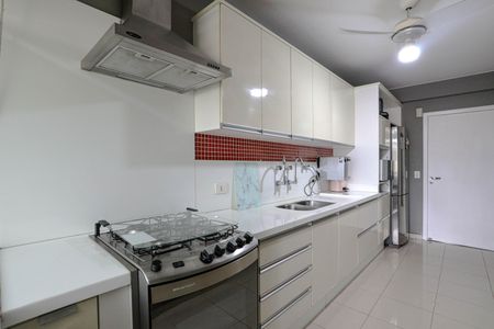 Apartamento para alugar com 210m², 3 quartos e 1 vagaCozinha