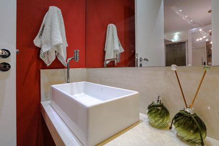 Apartamento para alugar com 210m², 3 quartos e 1 vagaLavabo