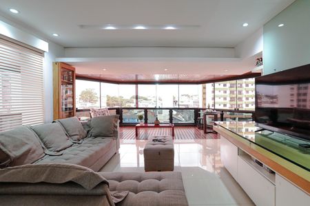 Apartamento para alugar com 210m², 3 quartos e 1 vagaSala