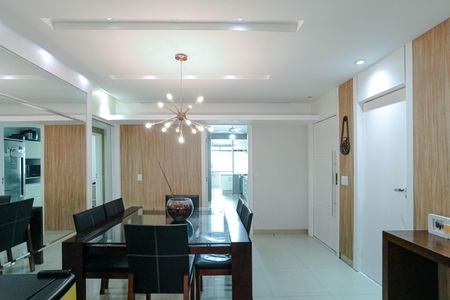 Apartamento para alugar com 210m², 3 quartos e 1 vagaSala