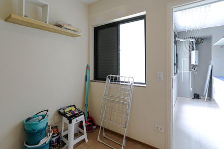 Apartamento para alugar com 210m², 3 quartos e 1 vagaQuarto de Serviço