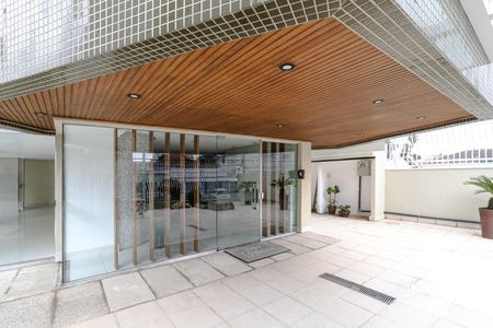 Apartamento para alugar com 210m², 3 quartos e 1 vagaÁrea Comum