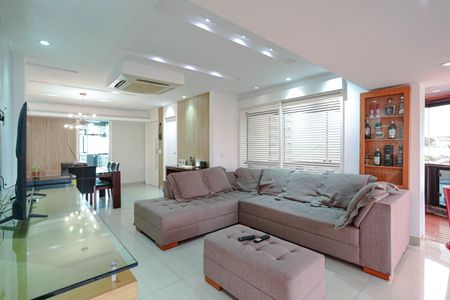 Apartamento para alugar com 210m², 3 quartos e 1 vagaSala