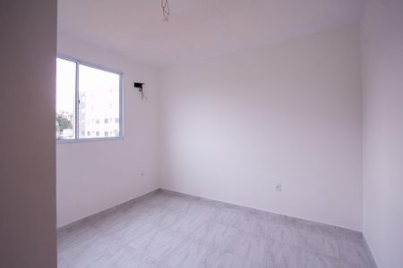 Quarto 1 de apartamento para alugar com 2 quartos, 30m² em Amendoeira, São Gonçalo