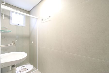 Banheiro de kitnet/studio para alugar com 1 quarto, 22m² em Barra Funda, São Paulo