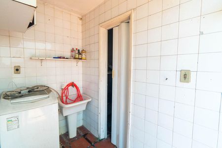 Casa à venda com 180m², 3 quartos e 2 vagas Casa à venda com 180m², 3 quartos e 2 vagasÁrea de Serviço