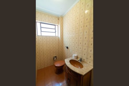 Casa à venda com 180m², 3 quartos e 2 vagas Casa à venda com 180m², 3 quartos e 2 vagasLavabo