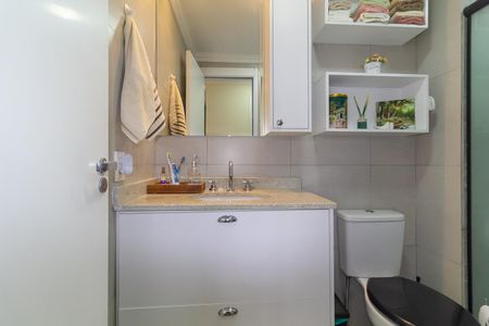 Apartamento à venda com 48m², 2 quartos e sem vaga Apartamento à venda com 48m², 2 quartos e sem vagaBanheiro