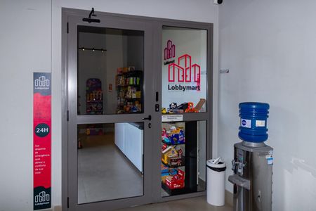 Apartamento à venda com 48m², 2 quartos e sem vaga Apartamento à venda com 48m², 2 quartos e sem vagaMini mercado