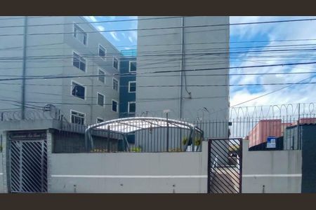 Apartamento para alugar com 55m², 3 quartos e 1 vaga Apartamento para alugar com 55m², 3 quartos e 1 vagaFachada