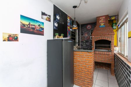 Casa para alugar com 31m², 2 quartos e 1 vagaÁrea comum - Churrasqueira 