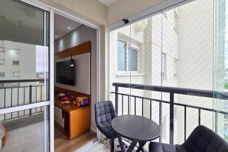 Apartamento à venda com 55m², 2 quartos e 1 vagaSacada