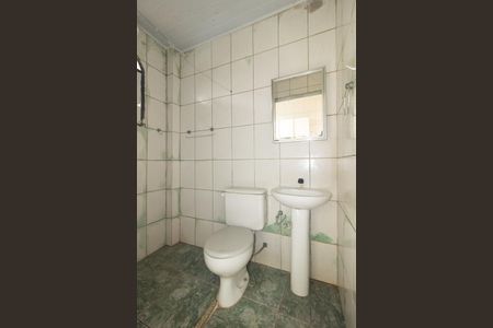 Banheiro de kitnet/studio para alugar com 1 quarto, 30m² em Guaratiba, Rio de Janeiro