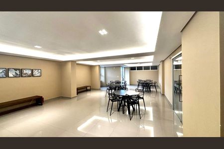 Apartamento à venda com 64m², 3 quartos e 2 vagasSalão de festas 