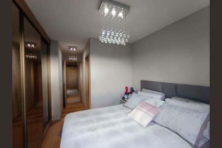 Apartamento à venda com 64m², 3 quartos e 2 vagasQuarto 