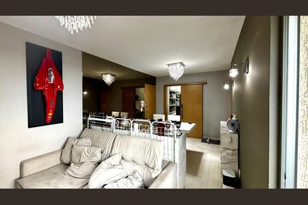 Sala de apartamento à venda com 3 quartos, 64m² em São Lucas, Belo Horizonte