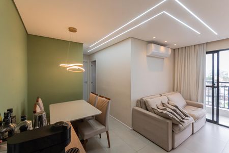 Sala de apartamento para alugar com 2 quartos, 55m² em Imperial de São Cristóvão, Rio de Janeiro