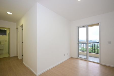 Sala de apartamento para alugar com 2 quartos, 43m² em Jardim Maria Rosa, Taboão da Serra