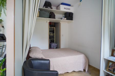 Casa à venda com 325m², 5 quartos e 10 vagasCasa 2 -SALA -QUARTO 