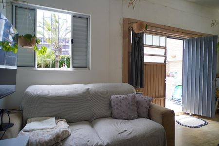 Casa à venda com 325m², 5 quartos e 10 vagasCasa 2 -SALA -QUARTO 