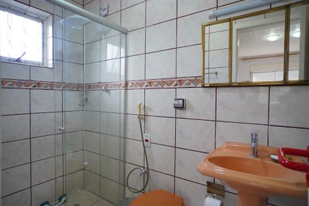 Casa à venda com 325m², 5 quartos e 10 vagasBanheiro Suite 