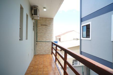 Casa à venda com 325m², 5 quartos e 10 vagasVaranda