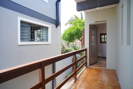 Casa à venda com 325m², 5 quartos e 10 vagasVaranda