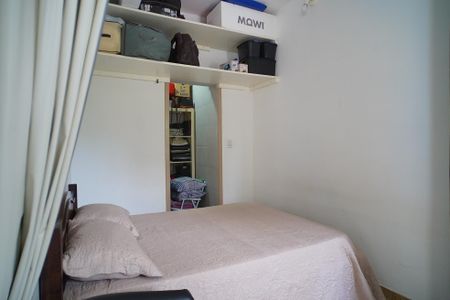 Casa à venda com 325m², 5 quartos e 10 vagasCasa 2 -SALA -QUARTO 